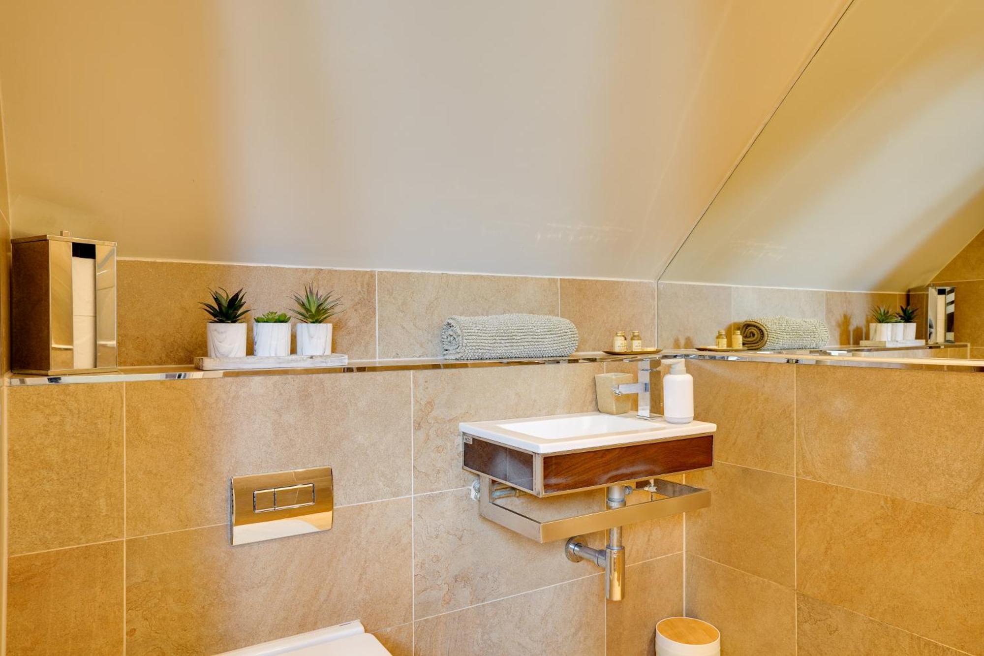 Garden Stable At Hallsteads: Luxury Stone Cottage, With Parking Alnmouth Esterno foto