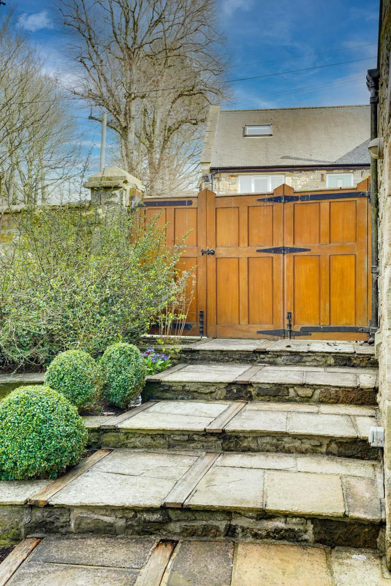 Garden Stable At Hallsteads: Luxury Stone Cottage, With Parking Alnmouth Esterno foto